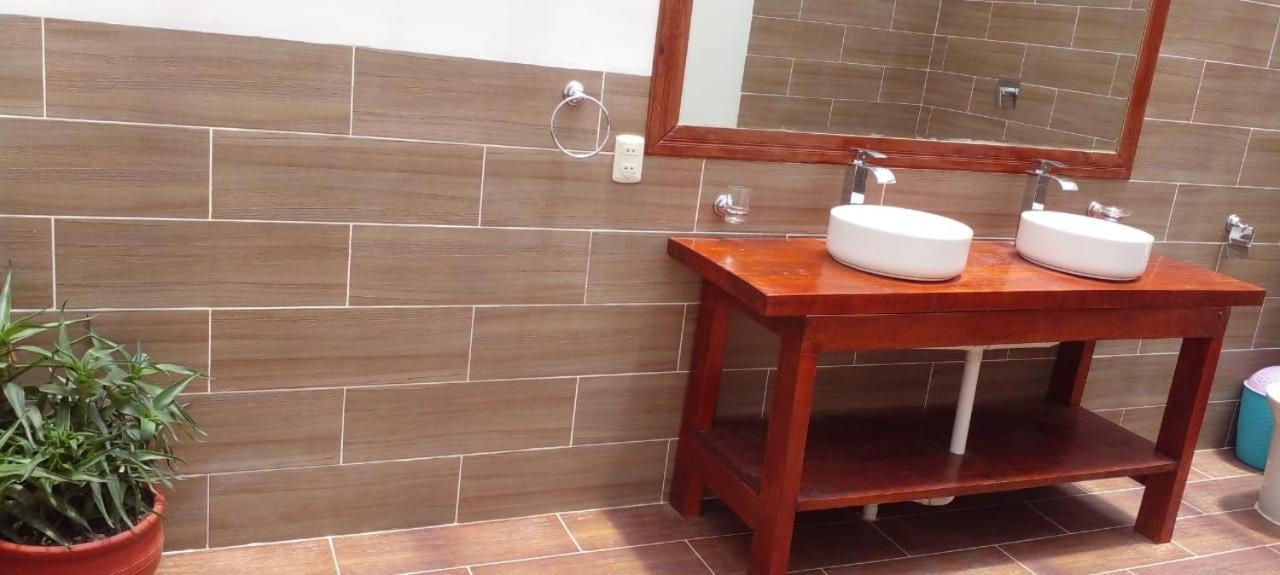 Inti Illimani Lodge Comunidad Yumani Kültér fotó